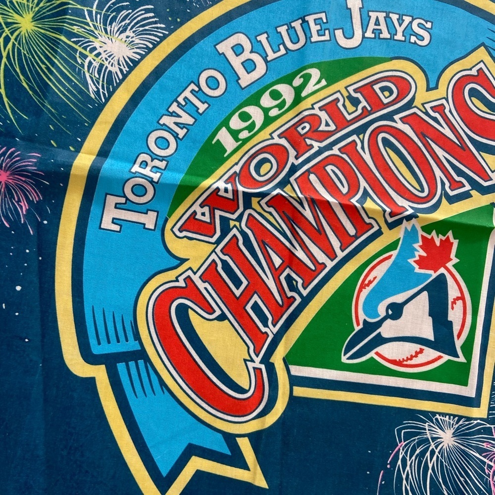 1992 Toronto Blue Jays World Series Champions bandana, sponsored by Bell 18x18” - Picture 3 of 4